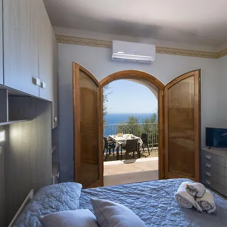 Minerva Di Lone Appartement *